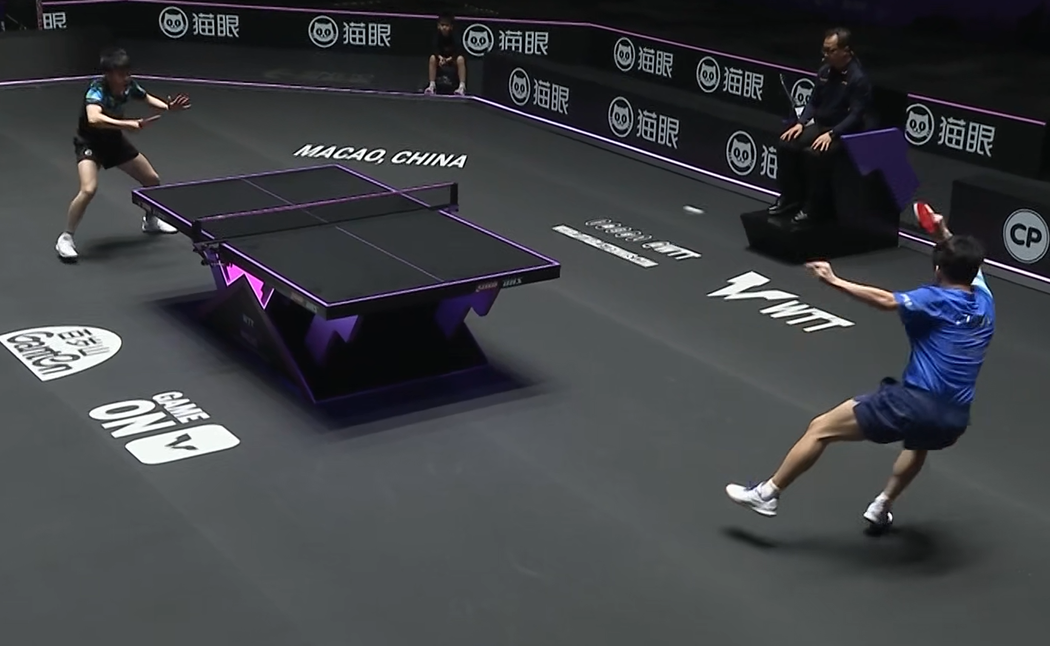 林诗栋横扫高承睿晋级16强！坚定战术全面碾压！